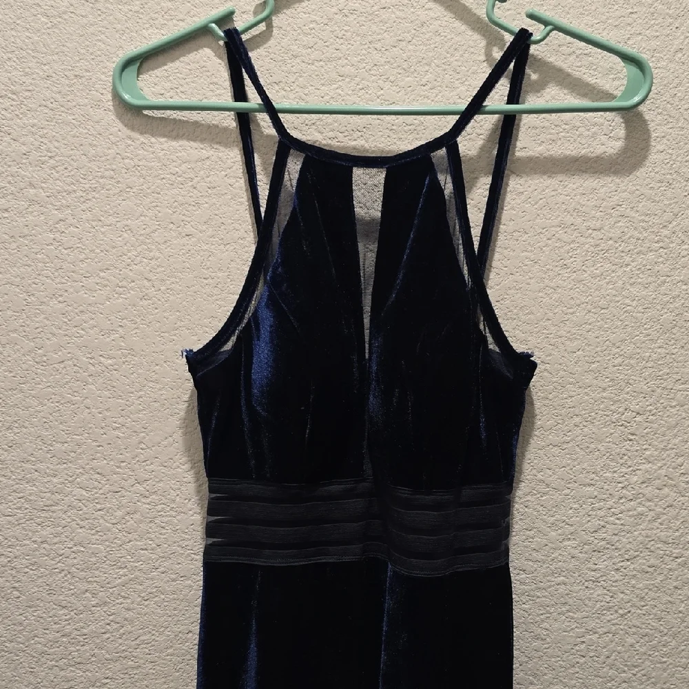 Jodi Kristopher Navy Velvet Blue Halter Sleeveless A-line Formal or Prom Gown - Picture 6 of 7